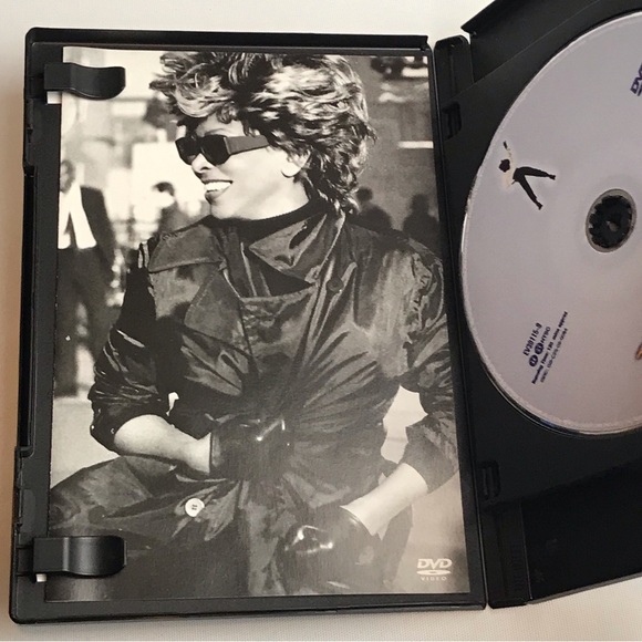 Tina Turner: Live In Amsterdam / One Last Time Live In Concert DVD 2-Disc - Picture 3 of 5